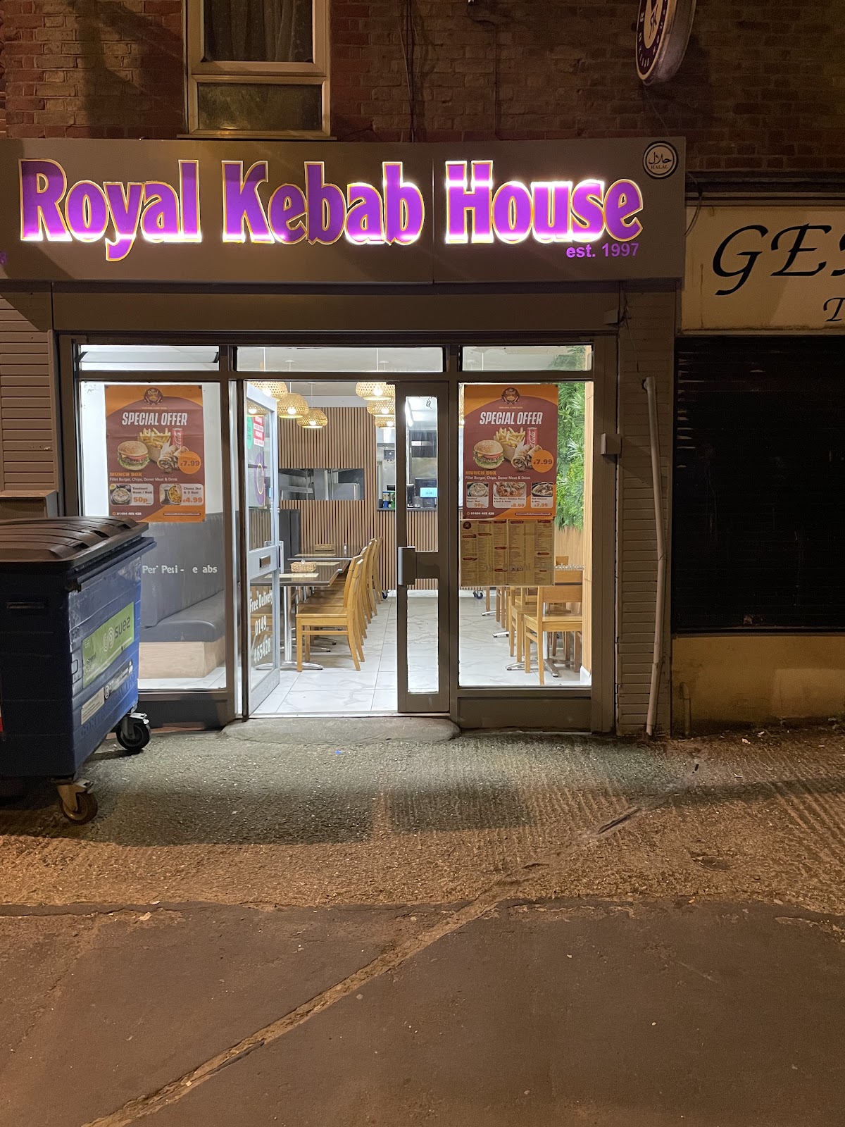 Photo of Royal Kebab House & curry centre - 48 Green St, High Wycombe HP11 2RE